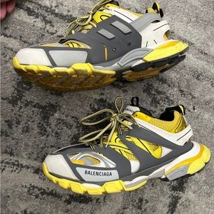 Balenciaga yellow track